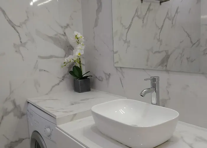 In La Colina With Pool And Gardens Apartment *